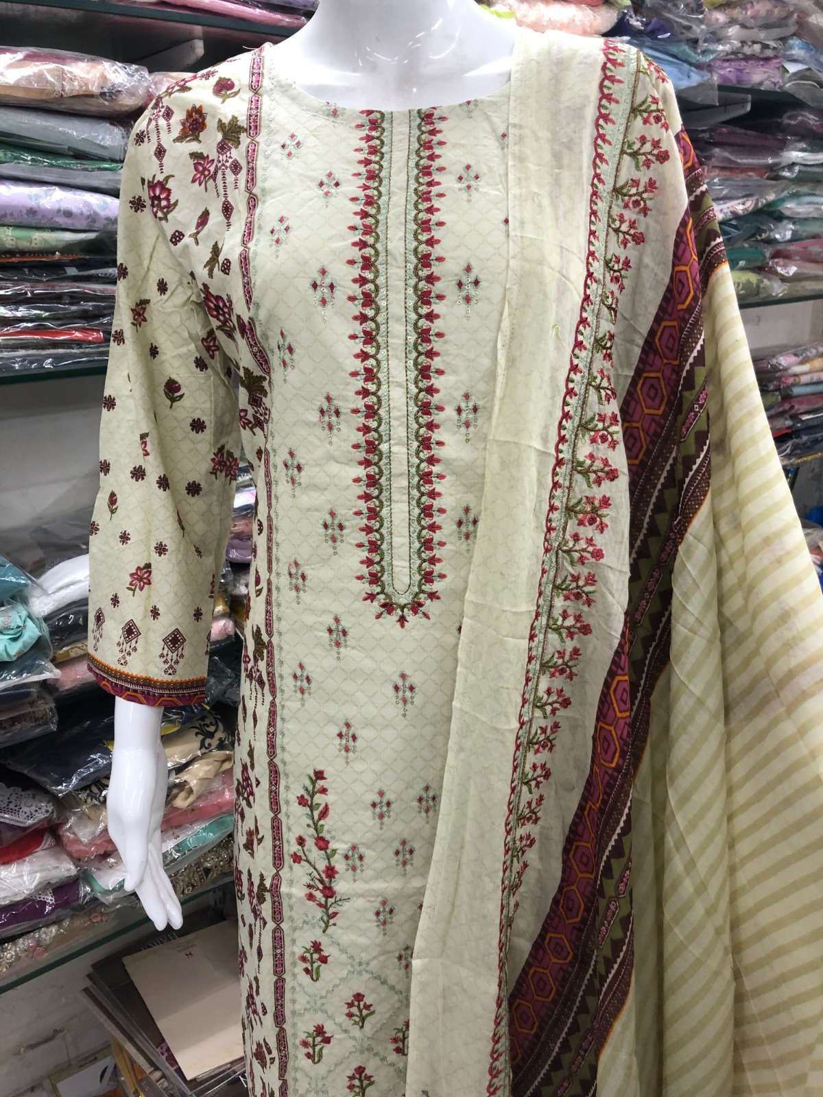 HMD 15 by Ready Wear